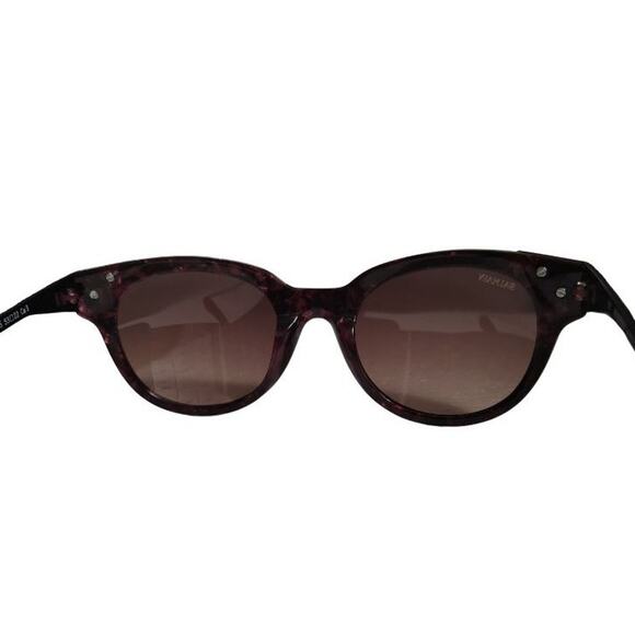 Balmain Paris Burgundy Cat Eye Womens Sunglasses New In Packaging Case Included - Picture 3 of 9